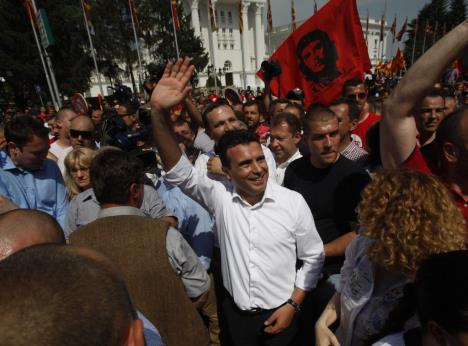 makedonija-skoplje-protest-za-ostavku-vlade-zoran-zaev.jpg