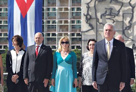stanislava-pak-kuba-fidel-kastro-poseta-haljina.jpg