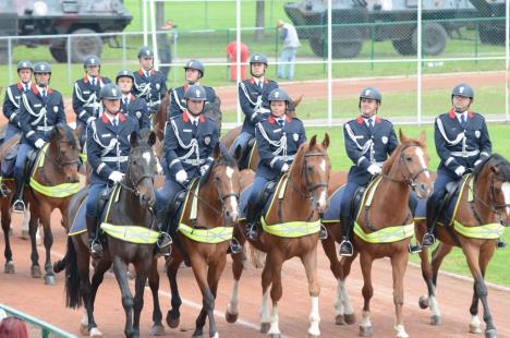 generalna-proba-dan-policije.jpg