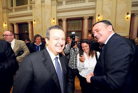 ivica-dacic-diplomatski-kor-diplomatija.jpg