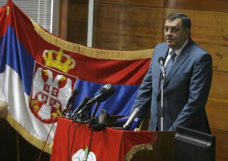 milorad-dodik-fpn-predavanje.jpg