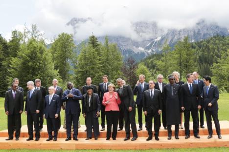 obama-merkel-alpi-grupa-7.jpg