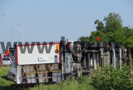 saobracajna-nesreca-nis-sleper-kombi.jpg