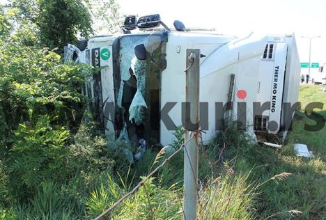 saobracajna-nesreca-nis-sleper-kombi.jpg