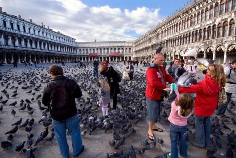 turisti venecija