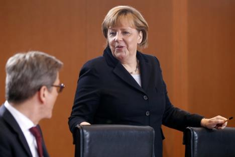 angela-merkel-crna.jpg