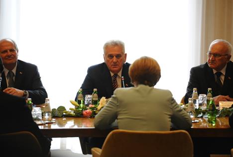 angela-merkel-tomislav-nikolic.jpg