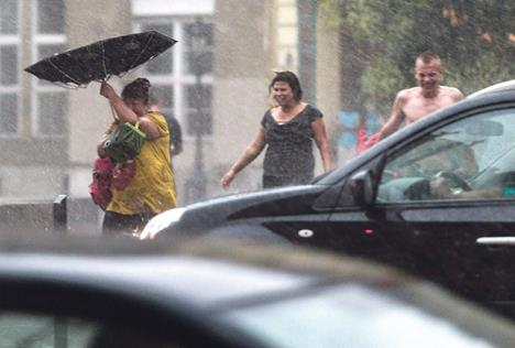 tornado-vetar-razaranje-nevreme-italija-nemacka.jpg