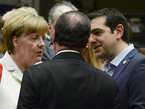 merkel-oland-i-cipras-12.07.2015.jpg