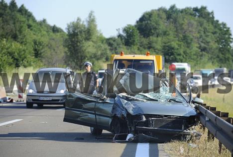 auto-put-nisbeograd-kod-begaljckog-brda.jpg