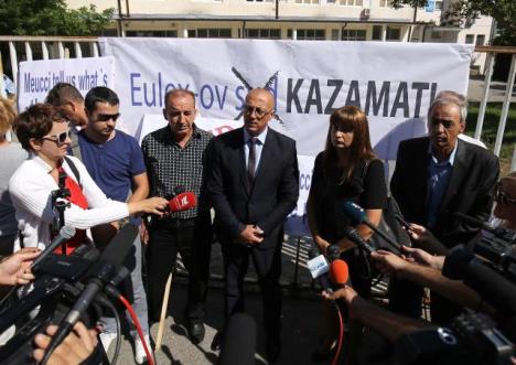 protest-podrska-oliver-ivanovic-kosovska-mitrovica.jpg