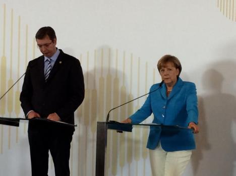 vucic-merkel.jpg