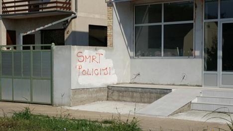 grafiti-mrznja-smrt-policiji-budisava.jpg