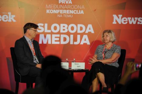 newsweek-konferencija-aidan-vajt.jpg