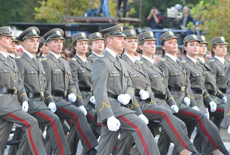 oficiri-promocija-vojska-srbije-vojnici.jpg