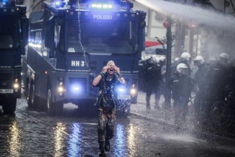 hamburg-demonstracije-podrska-policija-sukobi.jpg