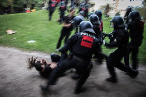 hamburg-demonstracije-podrska-policija-sukobi.jpg