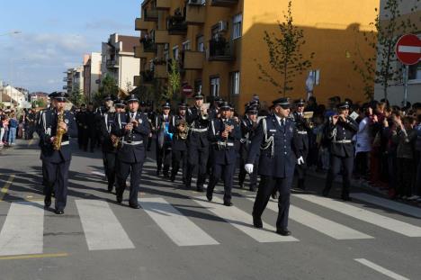 defile-policije-ub-nebojsa-stefanovic.jpg