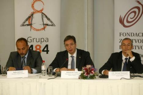 vucic-devenport-sasa-jankovic.jpg