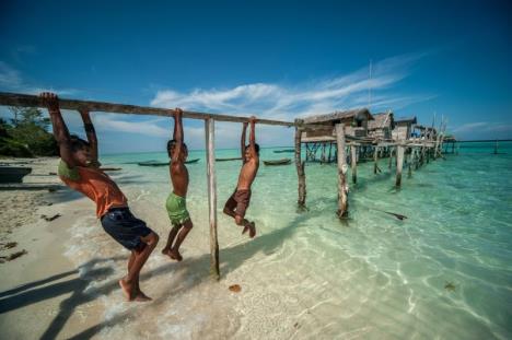 bajau-bajau-narod-more-borneo.jpg