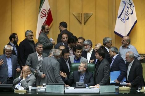 iran-parlament.jpg