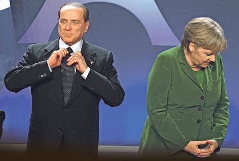 silvio-berluskoni-angela-merkel-zadnjica.jpg