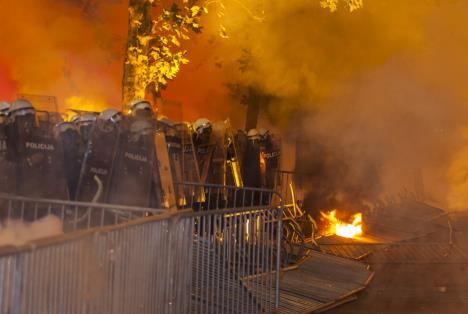 protesti-podgorica-demokratski-front-crna-gora.jpg