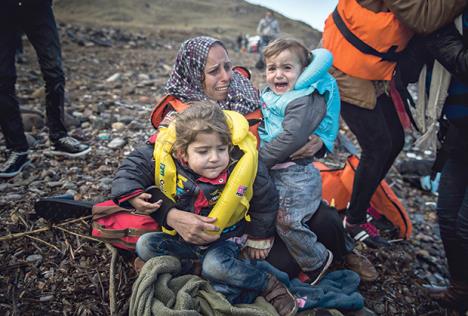 migranti-izbeglice-useljenje-kasarne-srbija.jpg