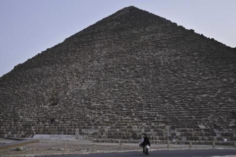 piramide-giza-egipat.jpg