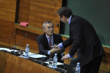 jens-stoltenberg-aleksandar-vucic.jpg