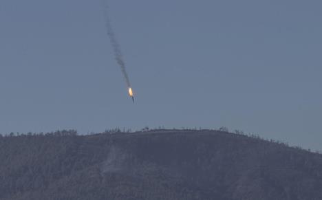 oboren-avion-su24-suhoj-turska-rusija-sijira.jpg