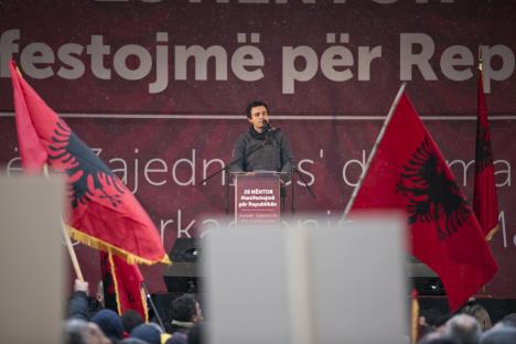 aljbin-kurti-protest-pristina.jpg