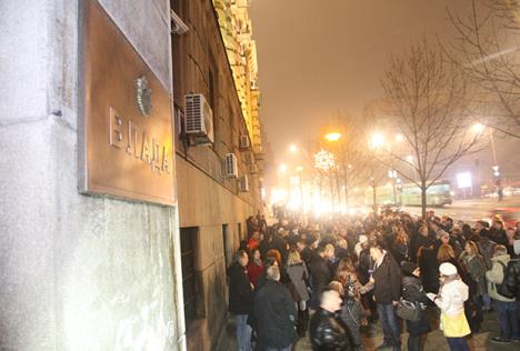 vlada-srbije-protest-novinari.jpg