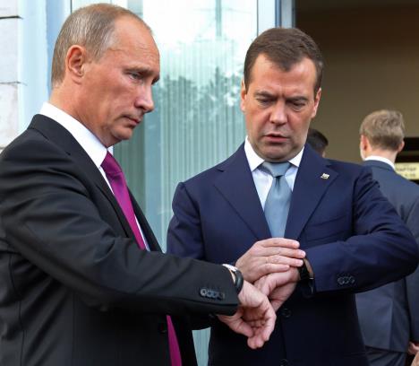 vladimir-putin-i-dmitrij-medvedev-24.09.2011.jpg