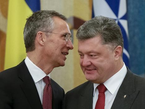 jens-stoltenberg-i-petar-porosenko-22.09.2015.jpg