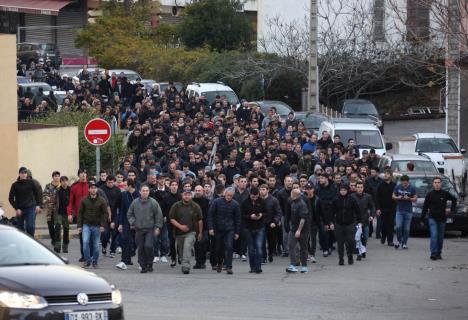 antiarapski-protesti-korzika-ajaco-26.12.2015.jpg