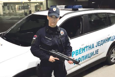 marija-stojiljkovic-interventna-policija-zena-policajka.jpg