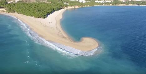 zlatni-rat-plaza.jpg