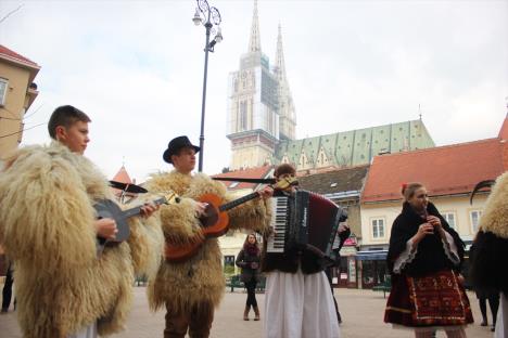 buse-zagreb-zima-proterivanje.jpg