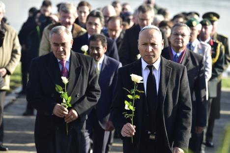 staro-sajmiste-dan-secanja-na-zrtve-holokausta.jpg