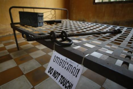 tuol-sleng.jpg