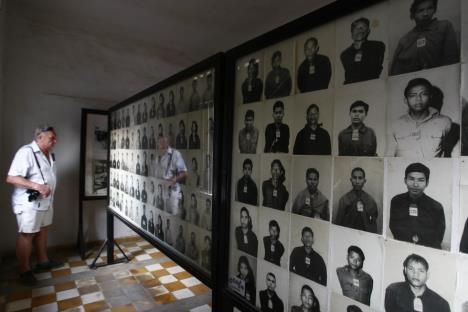 tuol-sleng.jpg