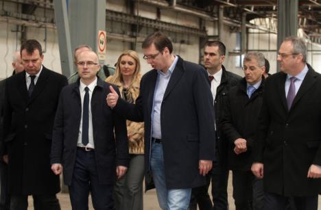 aleksandar-vucic-novi-sad-delfi-automotiv-neobus.jpg