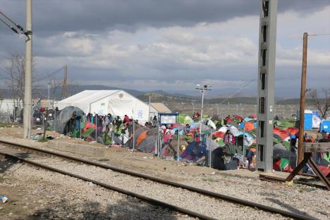 idomeni-izbeglice-deca.jpg