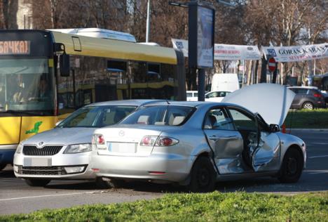 nesreca-kruzni-tok-novi-beograd.jpg