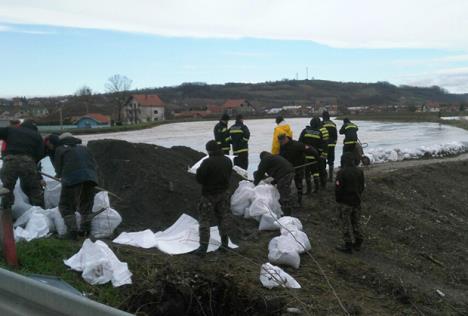poplave-bujice-nasipi-pomoc.jpg