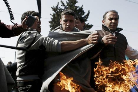 idomeni-protest-spalio-migranti-izbeglice.jpg