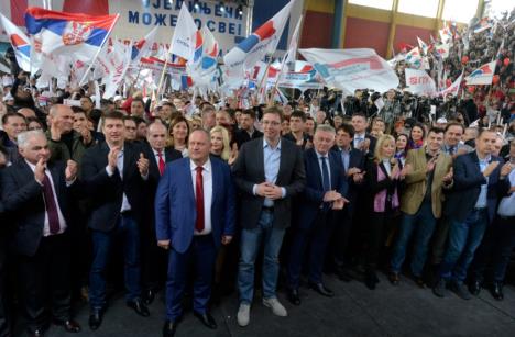 vucic-leskovac-miting.jpg