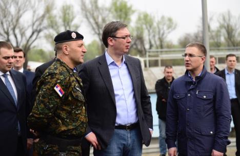 vucic-zandarmerija-camac-recna-policija.jpg