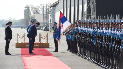 batajnica-aerodrom-aleksandar-vucic-premijer.jpg